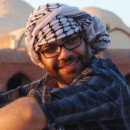 CHE_zawawy's profile picture. ☭ 
public health doctor @NGO
*Padi diver