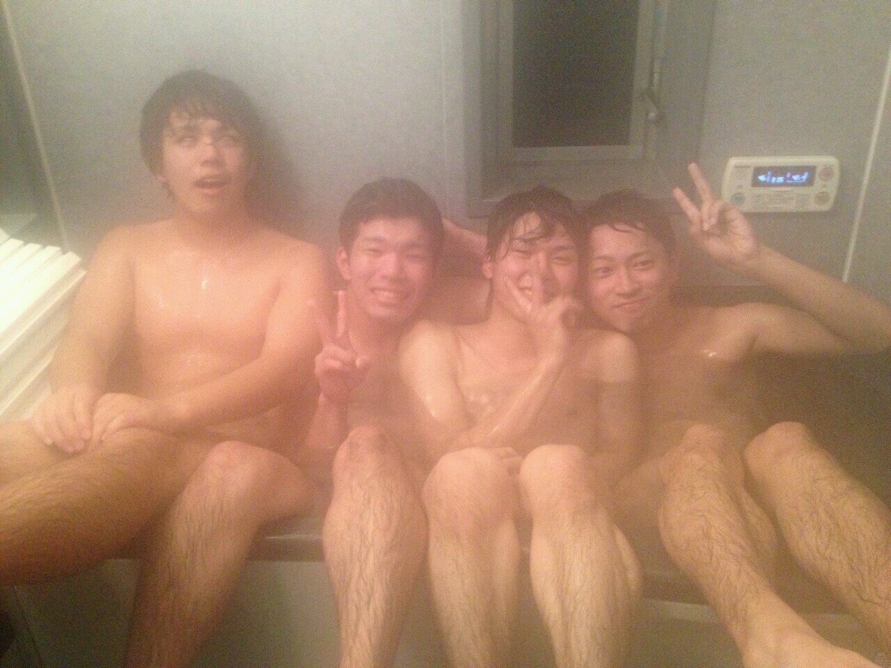 tmrevolution21's profile picture. 静医CE