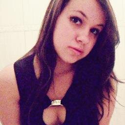 Precisamos deixar de entender oque a gente quer, pra começar a entender oque a gente merece.