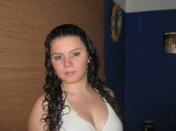 Feliz con Dios y enamorada de mi bella familia