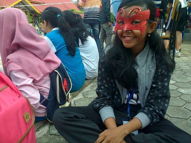 Pin:24DC564E|my birthday:02-04-00|zeinRinaldi♥|spanfour|VIII.3|volly ball|comate-soniq|directioners☺