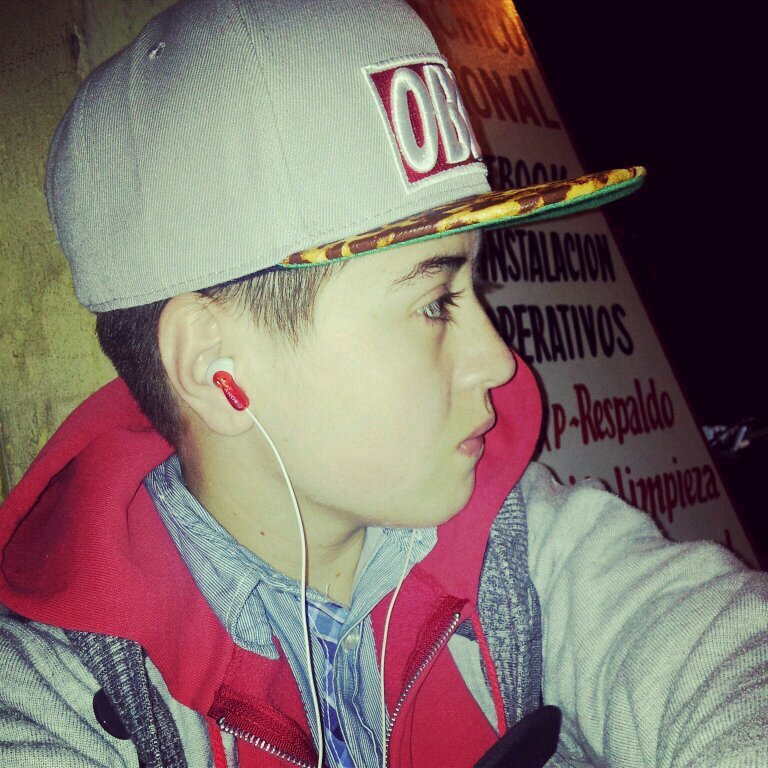 AndrewBieberswg's profile picture. tengo 18 años amo la musica y recuerda nunca es tarde para perseguir tus sueños, just believe   love and peace #swag A&B3