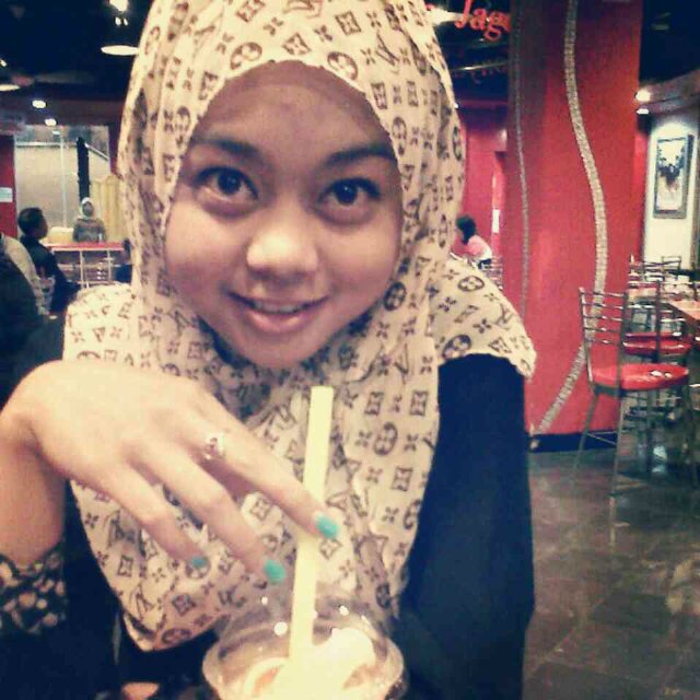 jalani seperti air mengalir (•˘▽˘•)