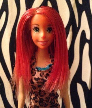 Hey im Ashley Doll also know as the gurl that plays rapuzel!!:) and plays amy on a new tv series!!!:)