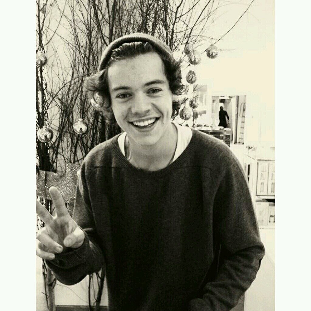 ❊ story of my life started when I met the boys ❊