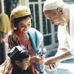 UzTweetz's profile picture. 