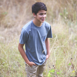 Hey! wassup :) im Jeo..im a Filipino...Free to follow..#gameloft #justinbieber #lovesucks