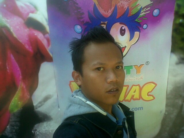 asepnaufal1's profile picture. 