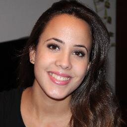 Dice mi amiga: Hazte un Twitter y escribe tus disparatadas ideas, y así he hecho.
Interesada en Publicidad y Creación Web