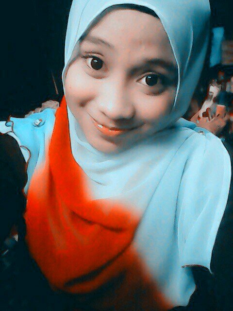 about Me:♥♥** ameera** ^^20^^ ••asal penang ••masih stdy.°°at uitm seri iskandar perak...cos: Interior design