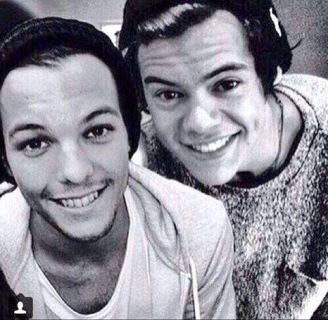 I gave you a free follow so can you please follow my main account @xMaiden_1Dx and i'll follow you back on there. Thanks :)