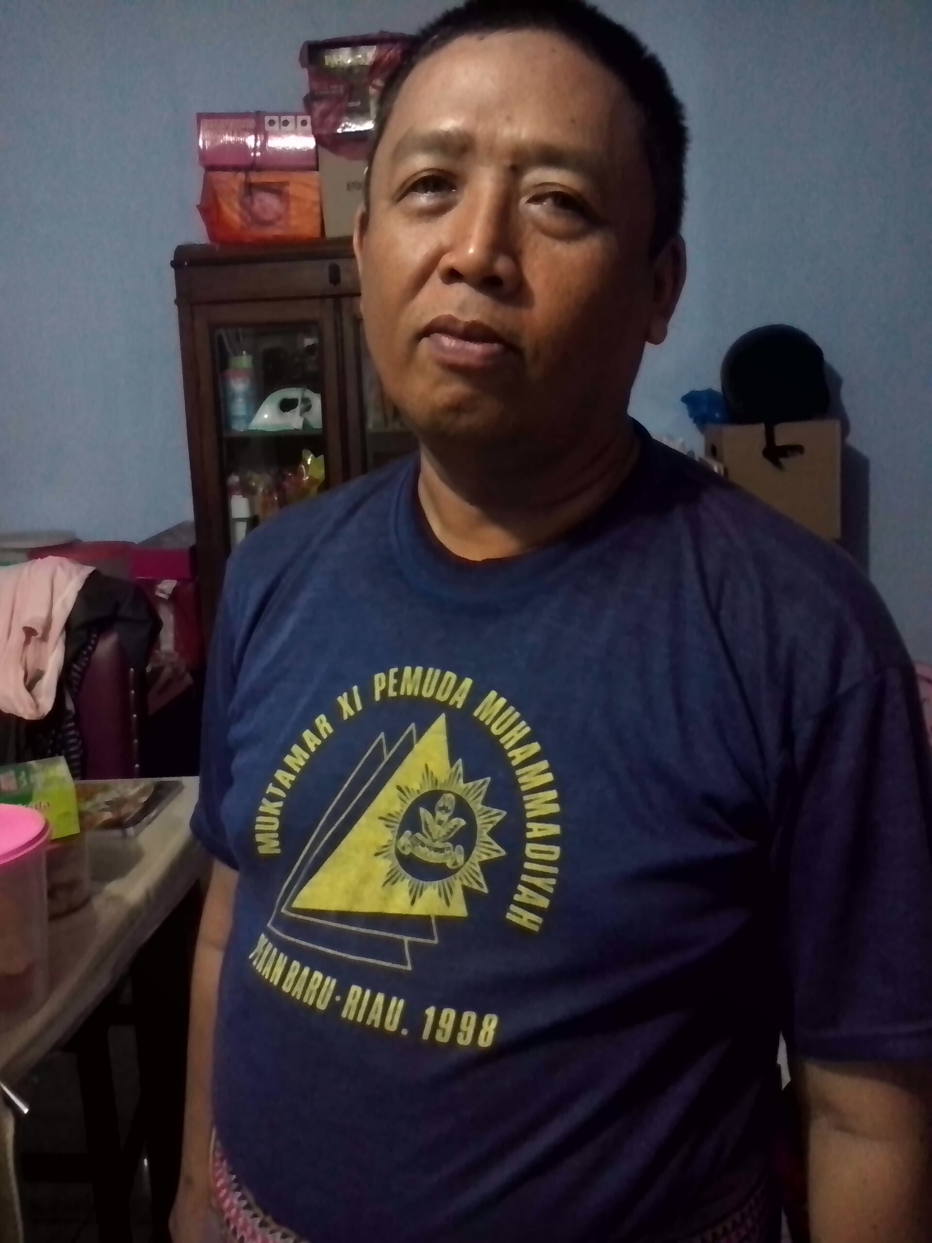 UdinSirojuddin's profile picture. 