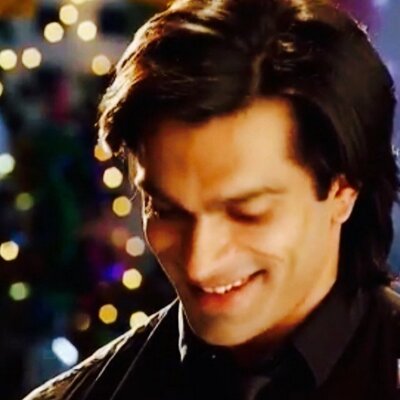 Asad Ahmed Khan New Hairstyle - HairStyle
