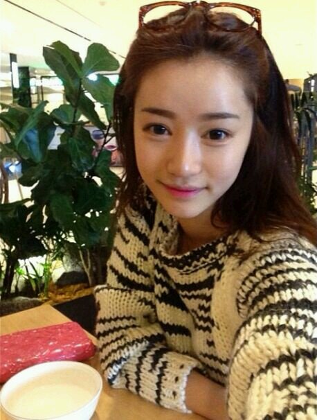 $$$$$WAGGIE ULZZANG