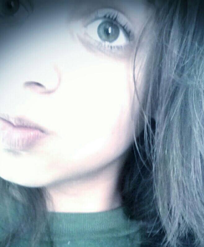 Aquelα que vc fαlα mαl, pαgα-pαu e fαz iguαl '
Nαo importα o quє єu diigα,
Vocє irα vαlorizαr pєlo quє vê,
julgαr pєlo quє ouviu