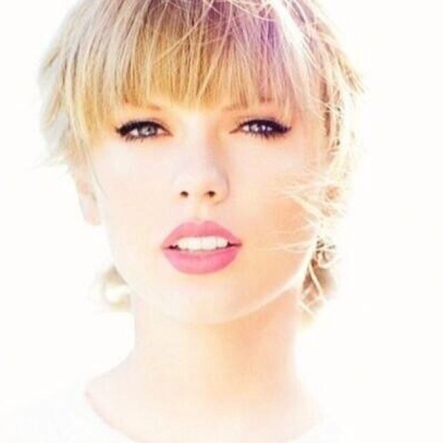 Account to vote for taylor swift. Dont follow unless you wanna see a bunch of voting stuff
