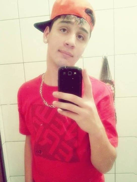 Faça sua própria felicidade, simples :´p