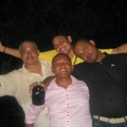 alegre,bonachon y parrandero.