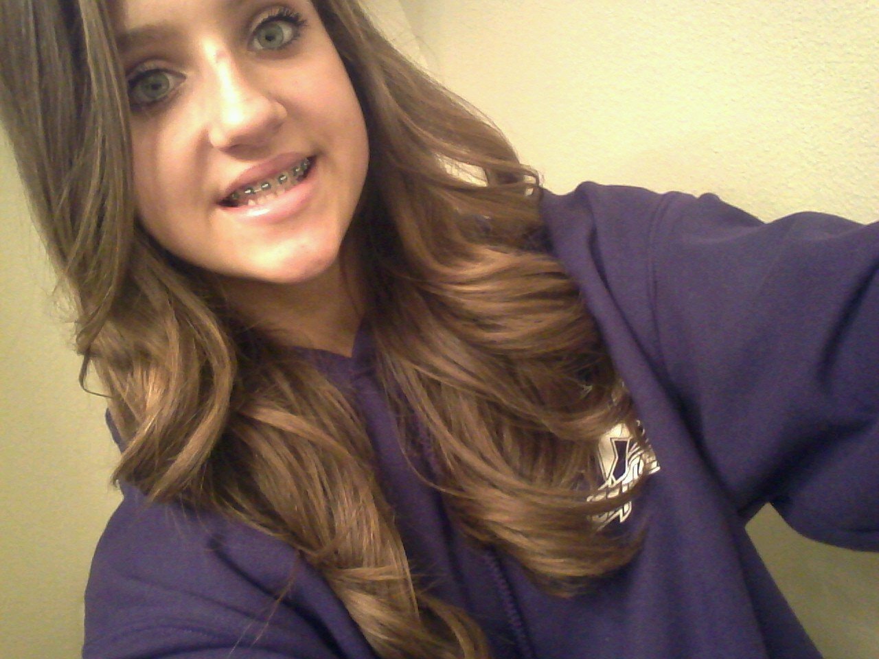 shelbie Rhodes is my best friend so get over it! express cheerleader (: