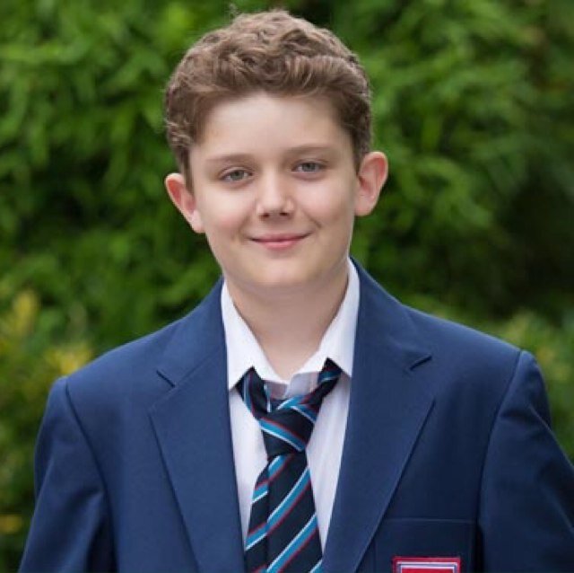 TomCunningham09's profile picture. Love my girlfiend Peri Lomax and the family Sienna Darren Nancy Steph Max Holly Jack Charlie Cindy Frankie and Rubys tits ( not ester she can go fuck off)