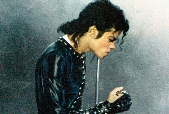 16 / MICHAEL JACKSON !!!!!!!