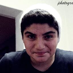 sizin için su bizm için hip hop rapper (Pro Rapper) http://t.co/7j6dLeq89q