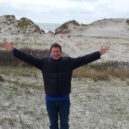 GroenGras Evenementen.
Coach: Buurtparticipatie,Persoonlijk Leiderschap, Seksuele Weerbaarheid, Teambuilding ,Event Organisatie. Kunstenaar, StreetcAre Jongeren