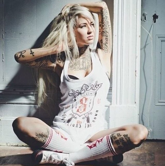 When you've been broken and lost all faith every risk is worth the shot. | #Twi #Human #Single