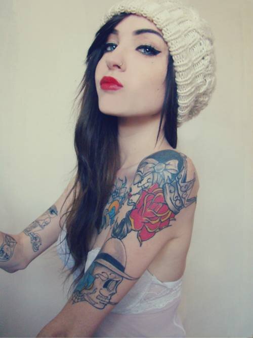 new account i follow back. part time model, love rebecca fox