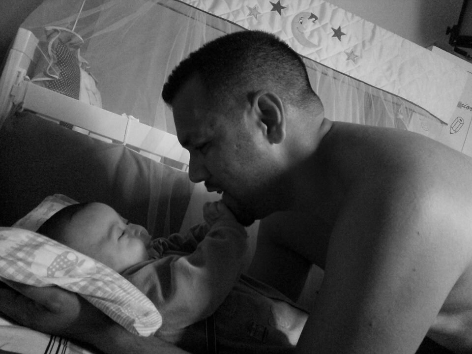Amo muito viver! ser feliz uma meta meus filhos meu refugio!!!