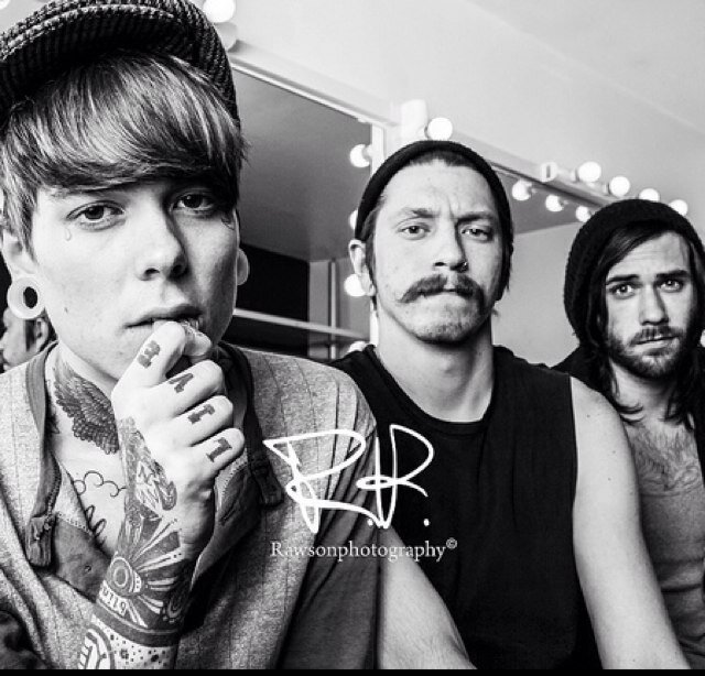 For all the people who love NSN as much as I do! I'll try my best to follow back! Loveway kids/Shouters rule! We are all one:) follow me on instagram nsnfans :)