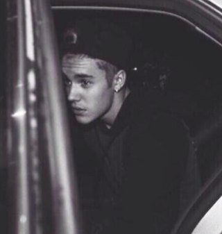 BieberfeverRb's profile picture. Follow my new account @narjesbieber97