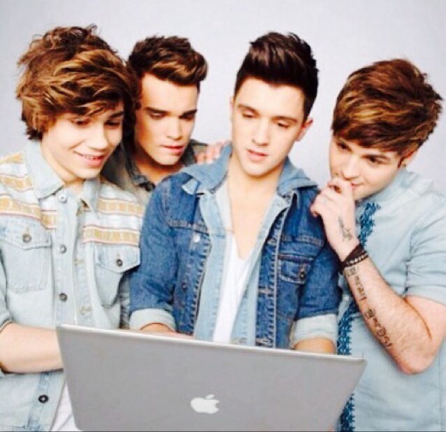 omg union j follow. *faints*