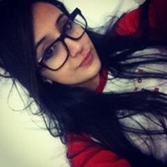 É menina ? então siga @garotaw onde você tem frases sobre tudo, dicas e muito mas!