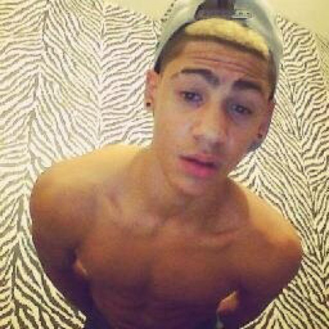 Follow @smilofficiel ou j'unfollow direct ❤️