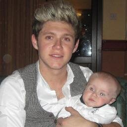This profile is dedicated to the beautiful @NiallOfficial ✌ Say that Niall is ugly? You will not be more beautiful than him. :)