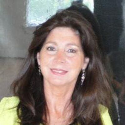 Profile Picture of Leslie Ibarra (@LeslieDanaS) on Twitter