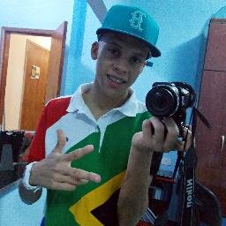 18 year , cantor . musicas #NovinhaDaOstentação #GarotosDoPlaquePesado ;) 
Carapicuiba sp