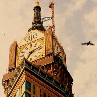 ‏‏‏‏‏‏‏‏‏‏‏‏‏‏‏‏‏‏‏‏‏‏طالب في المرحله الثانويه أحب ﻷنشاد وأحب أن كون مقدم في أذاعة القران الكريم