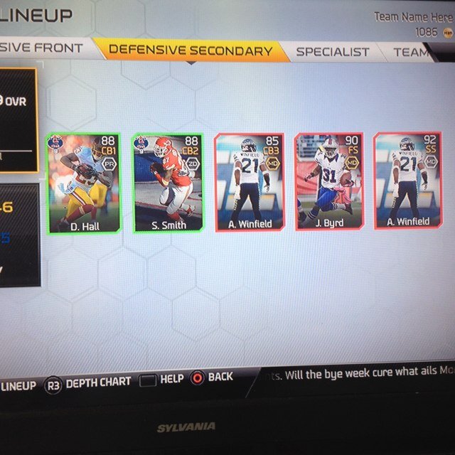 Psn is awesomeemblems up to a 90 overall team first year of mut