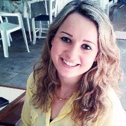 Os olhos não alcançam
A  essência do mundo. Nem a das pessoas.