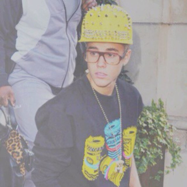 ~Belieber~ *Mahomie* 
Follow my other acc @olderkidrauhl 
I'll follow everyone back!!❤
