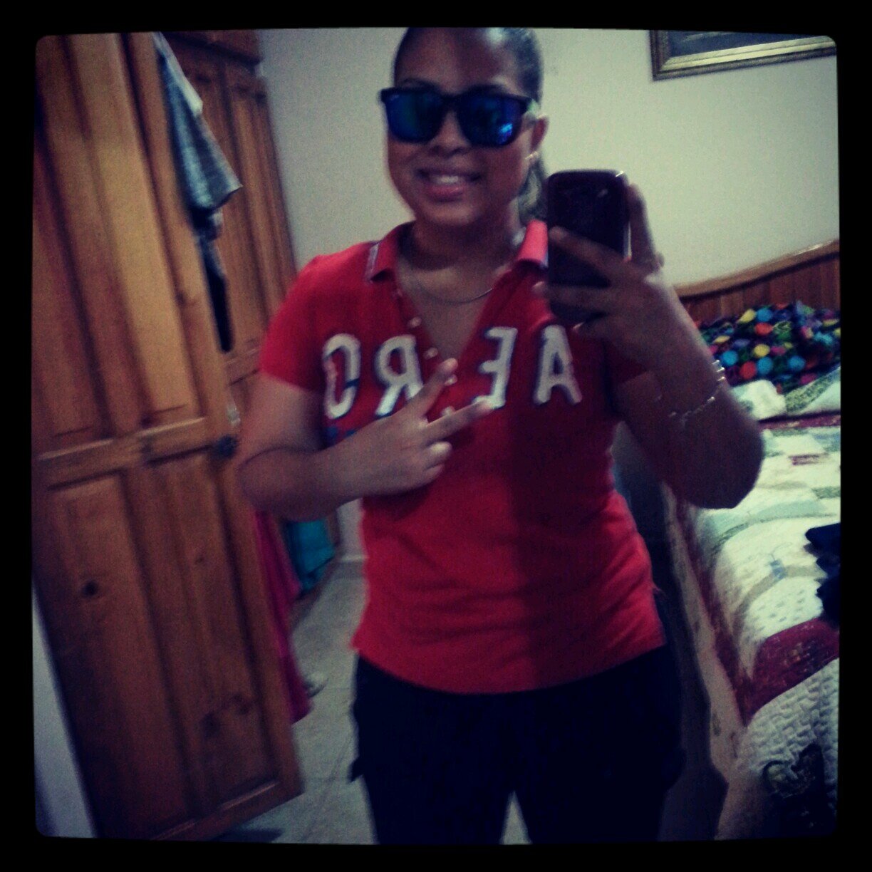 la unik no me imites xq jamas tendras mis genes yeah !!!