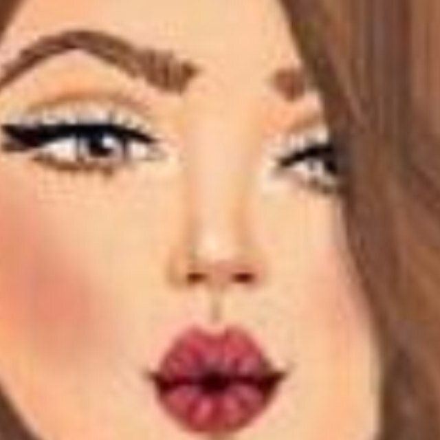 جميل أن تتصفح الناس كـ الكتاب:- تتوقف عند الأجمل, تتجاهل السخيف, وتمزق السيء