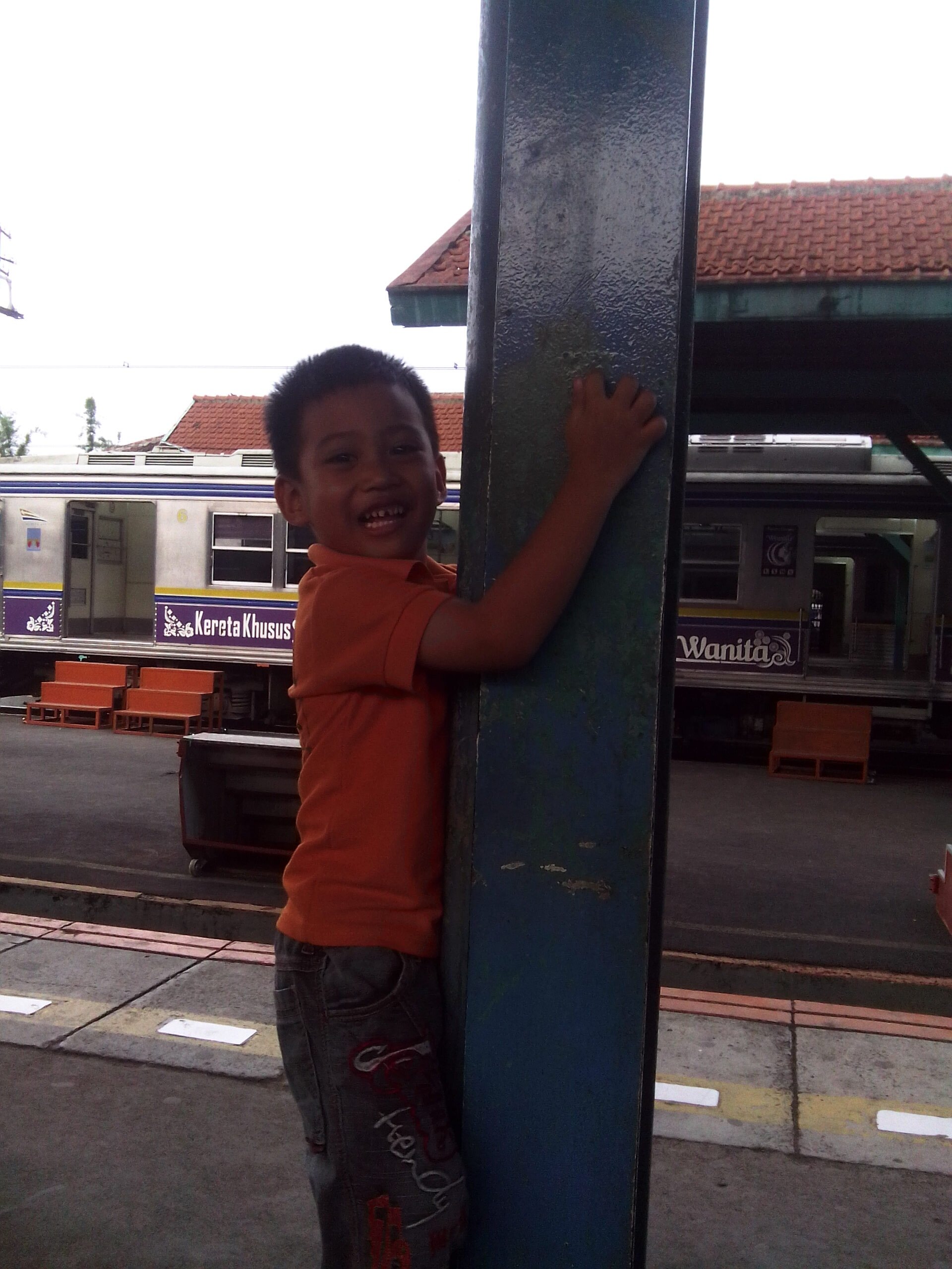 lgadingws's profile picture. 