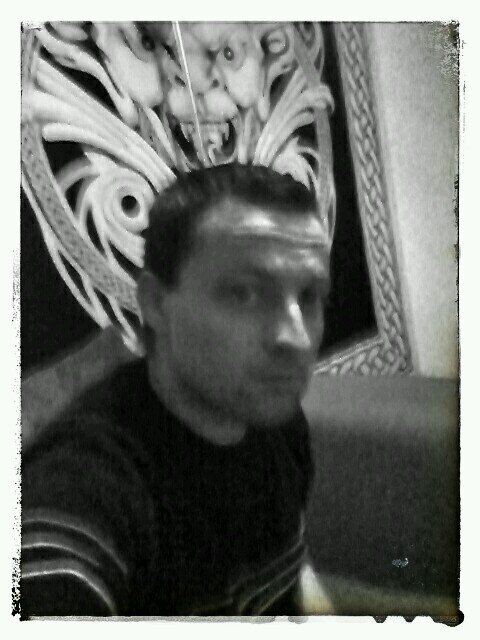 Musician, Guiness drinker, Sarcastic mofo and generally a nice bloke (most of the time).