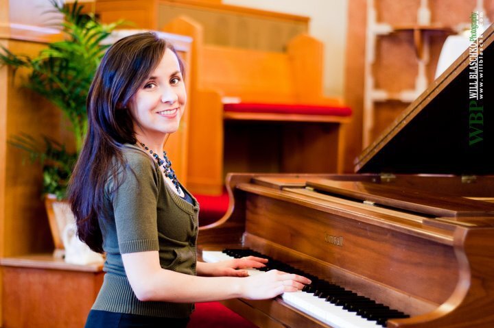 Iovanne Music Academy pairs award-winning instructors with students of all ages and levels.  Enjoy positive, focused music lessons today!