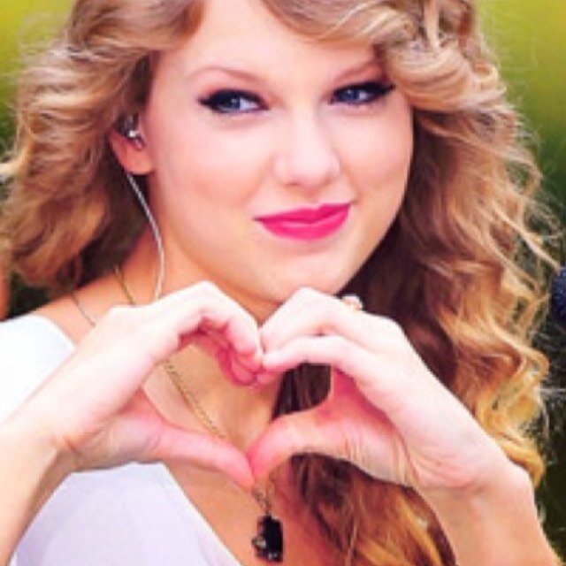 Taylor swift ❤ Favourite Sport is Volleyball. Keep Calm and Carry Oh BTW my name is Cassie