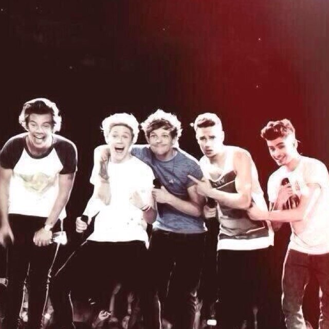 free follow || in return FOLLOW @ZARRYBBY