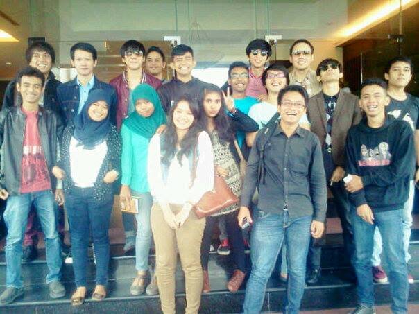 Fans||@twitchangcuters @tuantria, @qibs, @al_gojz, @ericknindyo, Dipa. Pin 27ABFE04 ||admin @CR_Pekanbaru ||